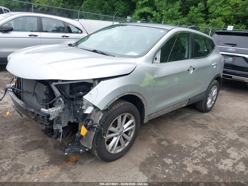 2017 Nissan Rogue Sport S JN1BJ1CR1HW122660 photo 1
