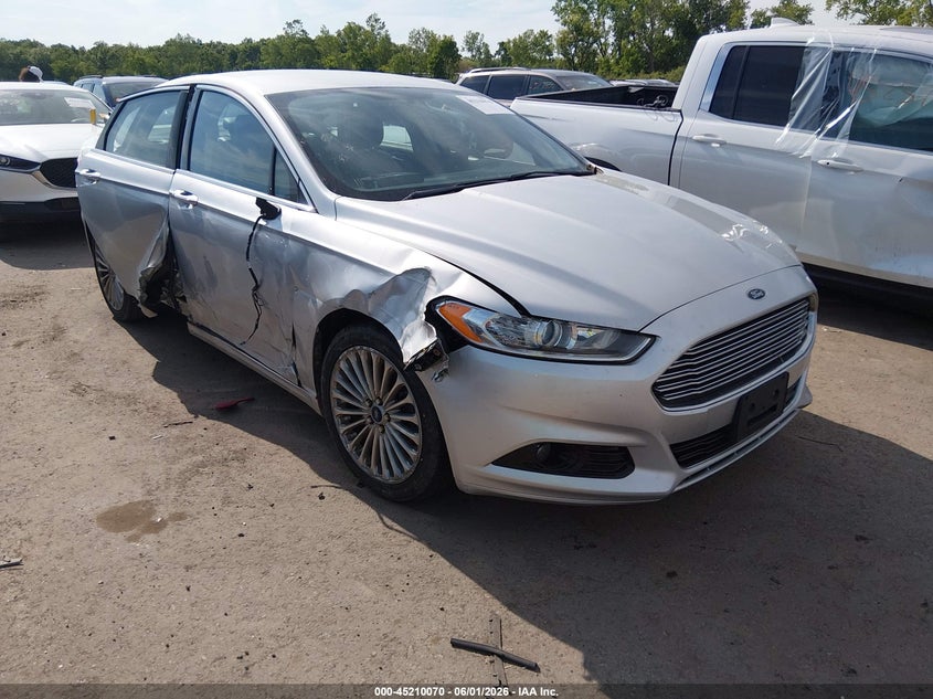 2016 FORD FUSION auction photo 1