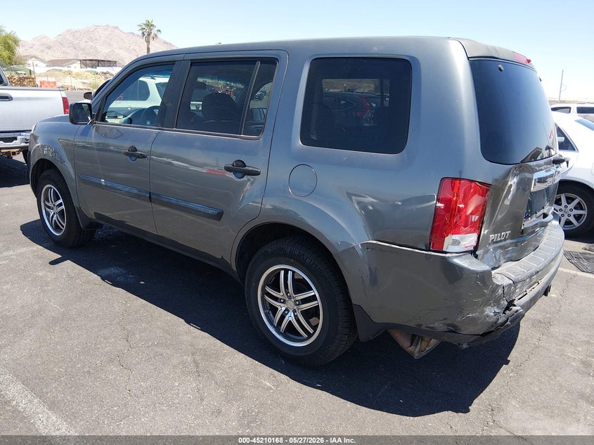 5FNYF3H23BB025651 2011 Honda Pilot 3.5 Lx grey