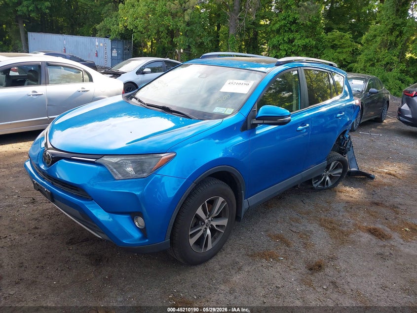 2017 Toyota Rav4 Xle JTMRFREV6HJ173123 photo 1