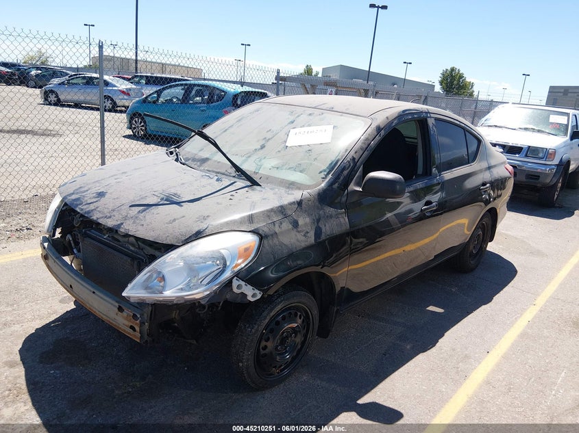 2013 Nissan Versa 1.6 S+ 3N1CN7AP1DL819808 photo 1