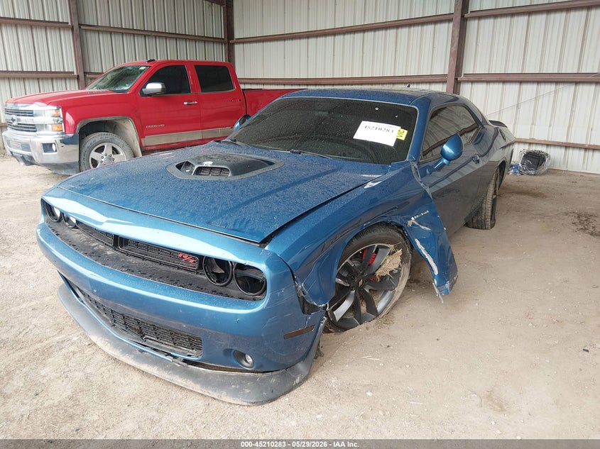 Vin: 2c3cdzbt3lh152436, lot: 45708024, dodge challenger r/t 20202