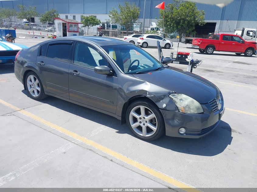 2004 NISSAN MAXIMA 3.5 SE
