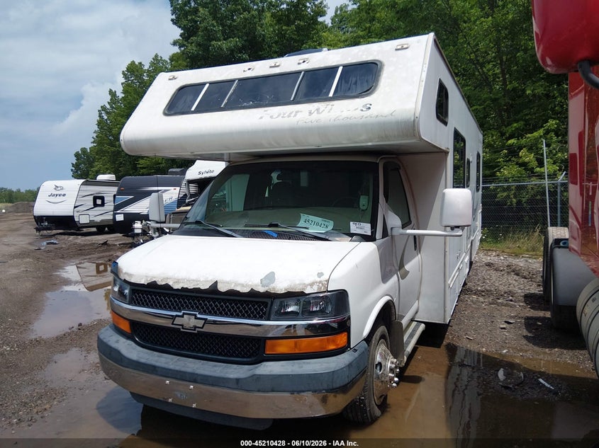 1GBJG31U631198962 2003 Chevrolet Express Cutaway Base W/C7a photo 1