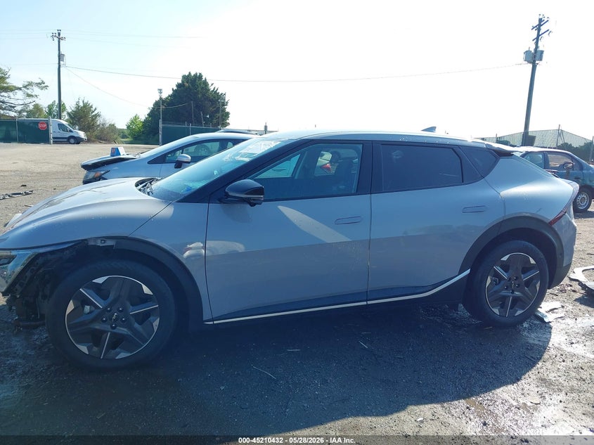 2025 Kia Ev6 Light Long Range Awd VIN: 5XYC3DJC5SG003865 Lot: 45210432