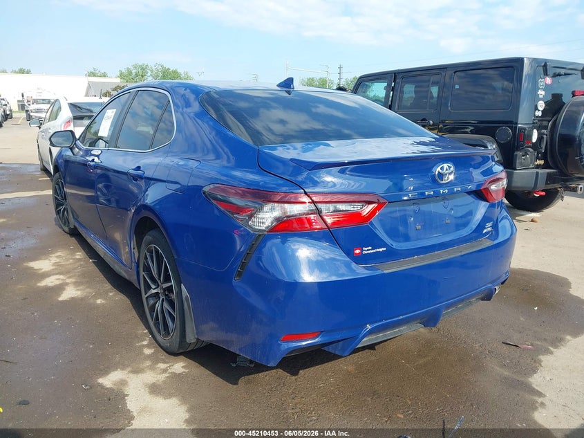 2024 TOYOTA CAMRY auction photo 3