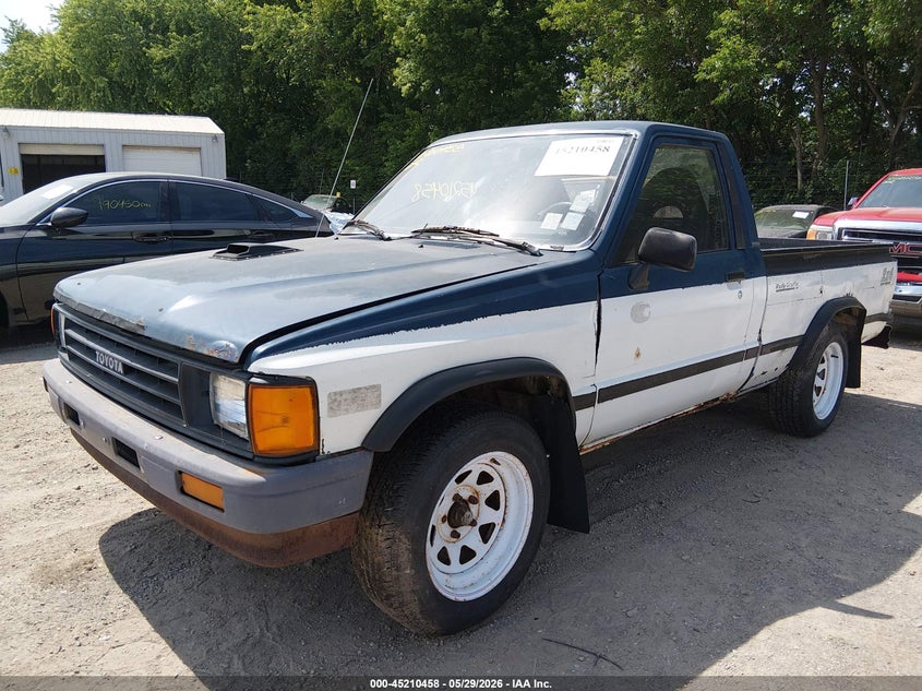 1988 Toyota Pickup 1/2 Ton Rn50 VIN: JT4RN50R8J5168834 Lot: 45210458