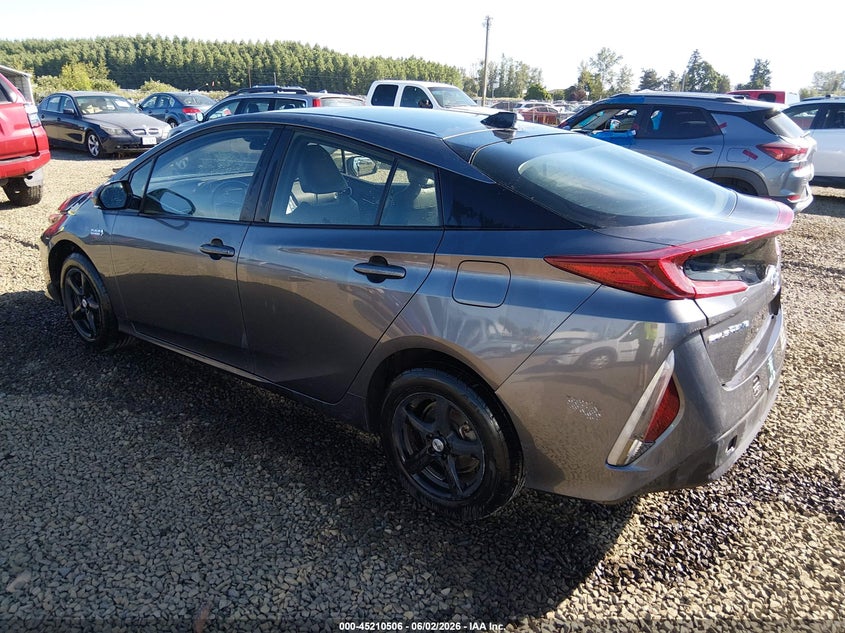 Vin: jtdkamfp1m3166436, lot: 45708247, toyota prius prime xle 20213