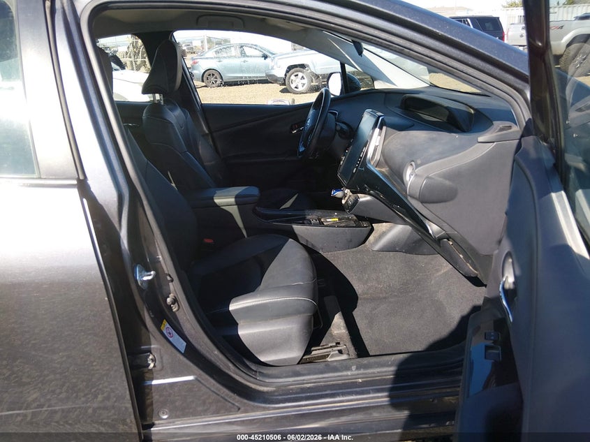 2021 TOYOTA PRIUS PRIME auction photo 5