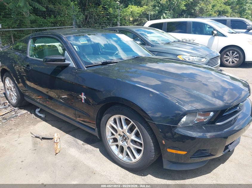 2012 Ford V6 Premium