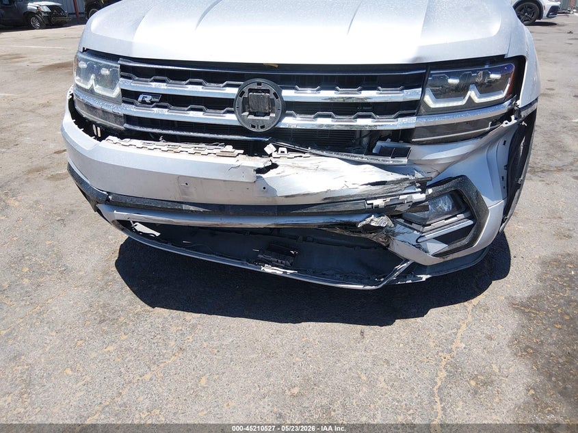 2019 Volkswagen Atlas 3.6L V6 Se W/Technology R-Line VIN: 1V2XR2CA2KC585264 Lot: 45210527