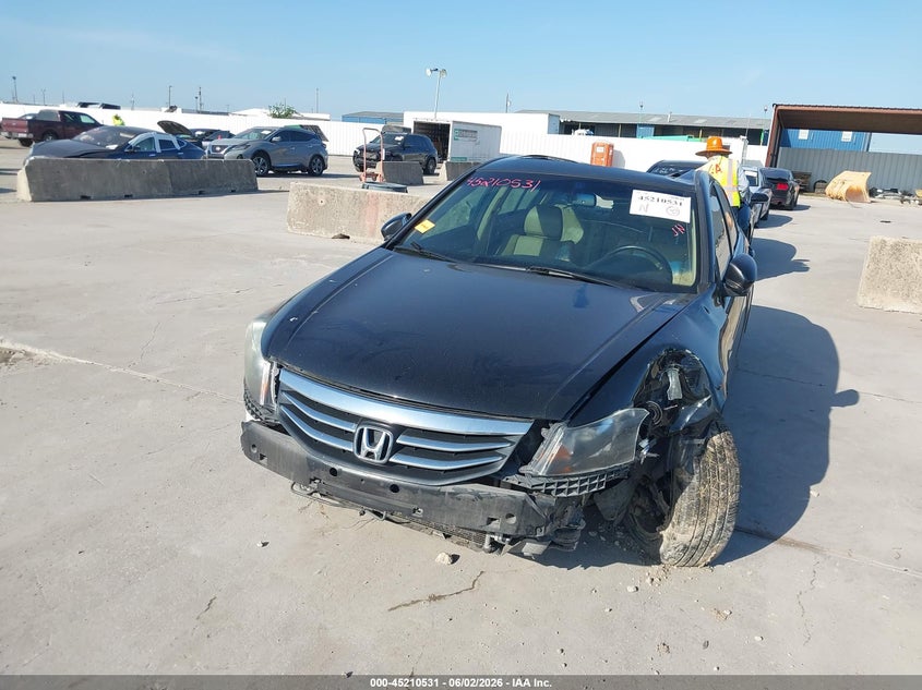 2012 Honda Accord 2.4 2.4 Ex-L black Lot 111045210531 Vin 1HGCP2F82CA099051