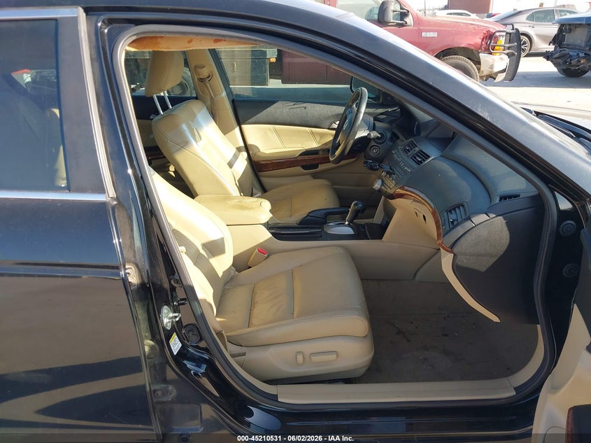 2012 Honda Accord 2.4 2.4 Ex-L black Lot 111045210531 Vin 1HGCP2F82CA099051