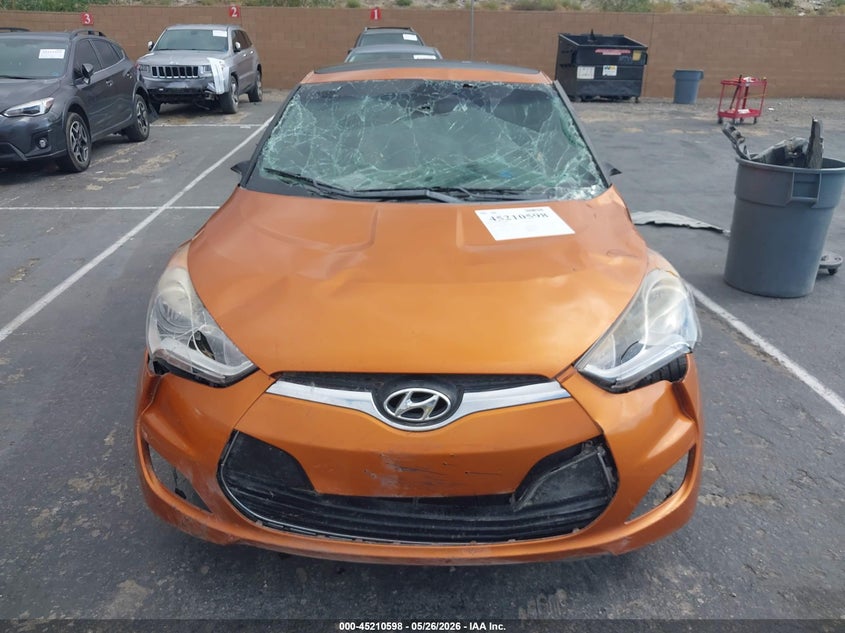 2016 Hyundai Veloster VIN: KMHTC6AD2GU302669 Lot: 45210598