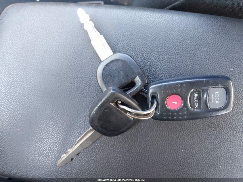 2006 Mazda Mazda3 I VIN: JM1BK12F261482208 Lot: 45210634