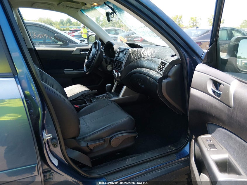 JF2SHAEC0CH417829 2012 Subaru Forester 2.5 2.5X Limited blue