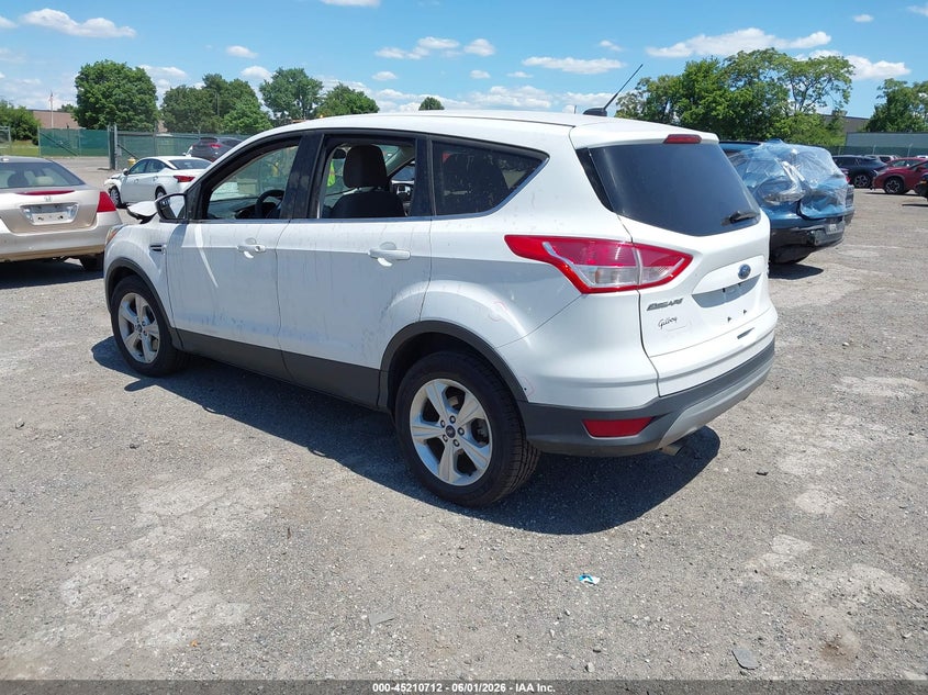 Vin: 1fmcu9gx5fuc39419, lot: 45708453, ford escape se 20153
