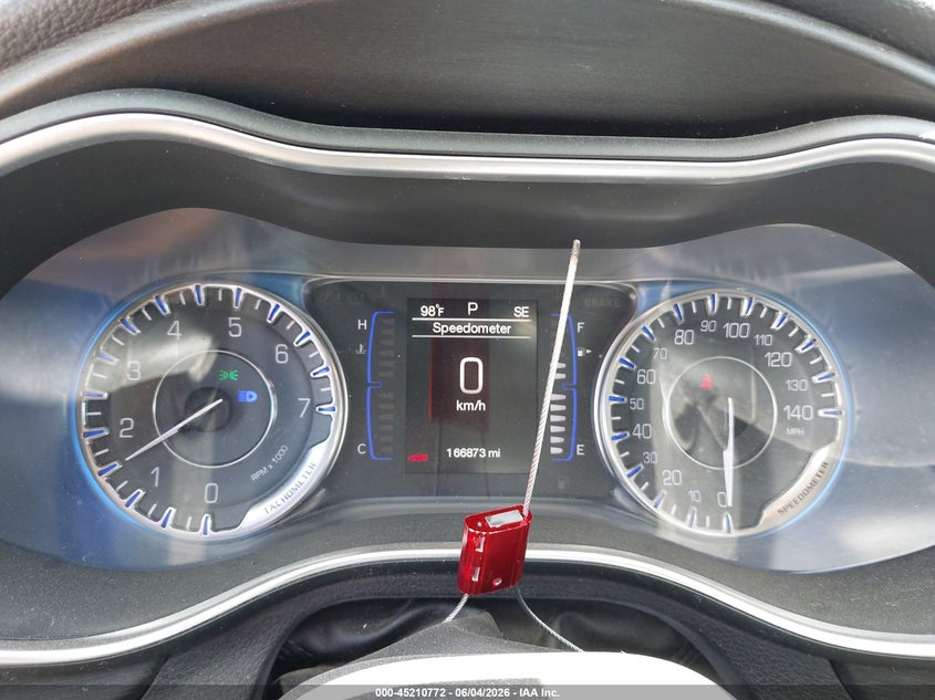2015 Chrysler 200 Limited VIN: 1C3CCCAB2FN663222 Lot: 45210772