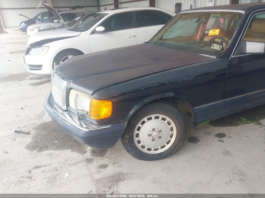 1991 Mercedes-Benz 560 Sel VIN: WDBCA39E7MA565502 Lot: 45210866