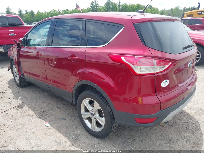Vin: 1fmcu9gx0fua72127, lot: 45708651, ford escape se 20153