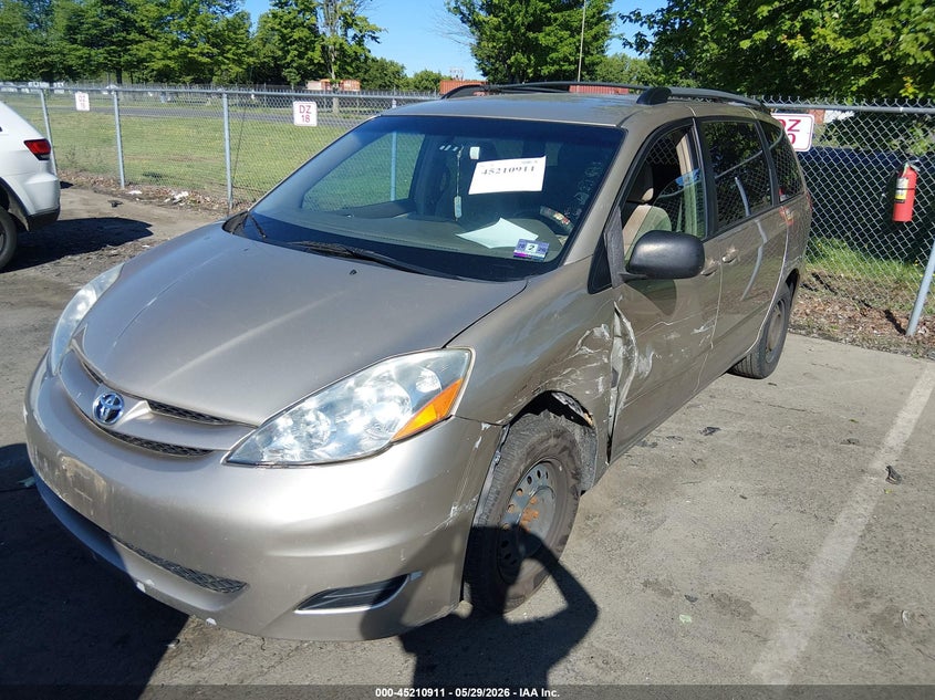 2007 Toyota Sienna Le 5TDZK23C57S020531 photo 1