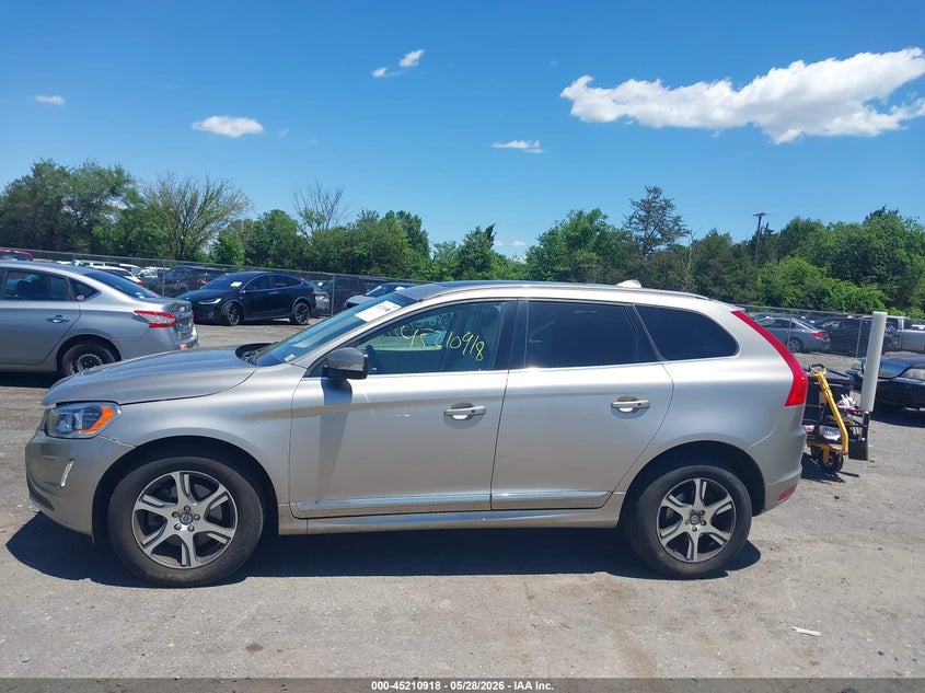2015 Volvo Xc60 T6 VIN: YV4902RKXF2727065 Lot: 45210918