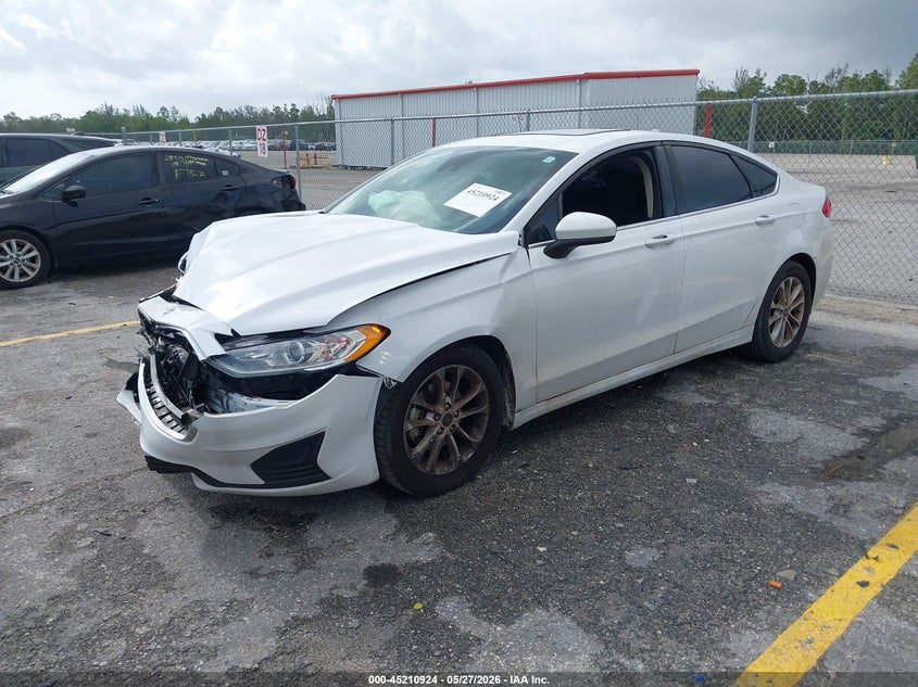 2020 FORD FUSION auction photo 2