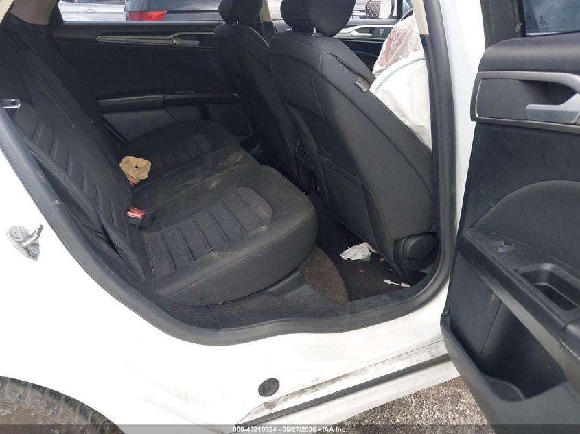 2020 FORD FUSION auction photo 8