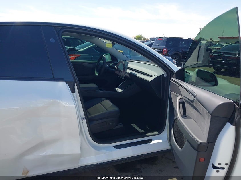 2026 TESLA MODEL Y auction photo 5
