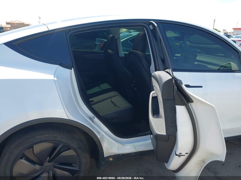 2026 TESLA MODEL Y auction photo 8