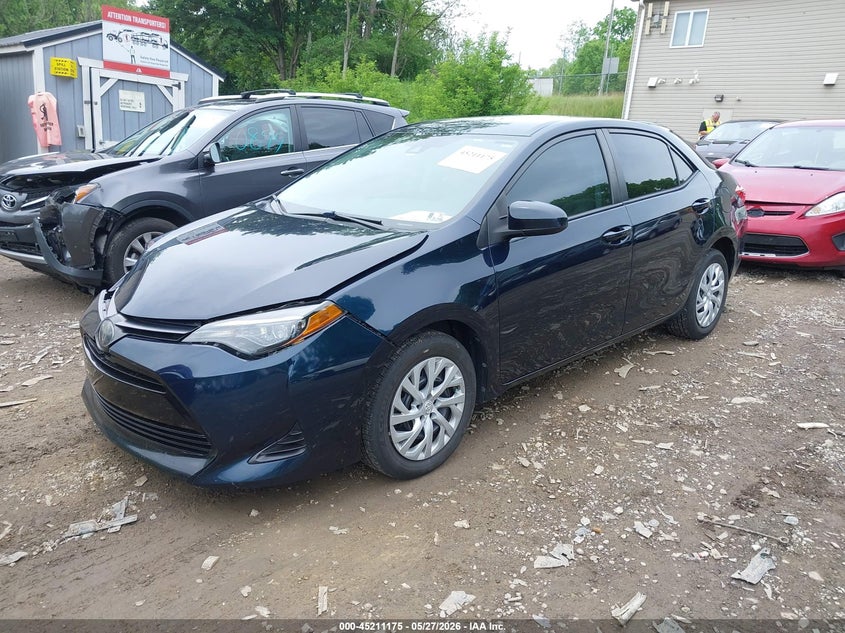 2019 Toyota Corolla Le 5YFBURHE4KP923513 photo 1