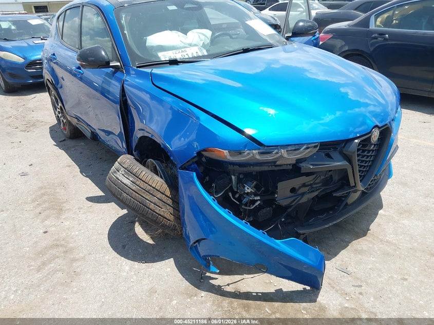 2024 Alfa Romeo Tonale Veloce Eawd VIN: ZASPATDW6R3060926 Lot: 45211186