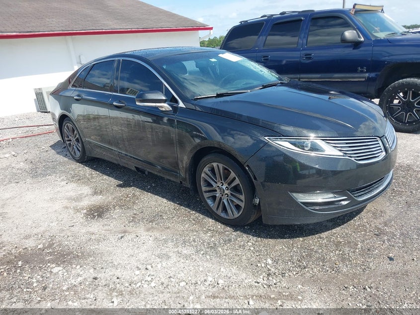 2013 LINCOLN MKZ