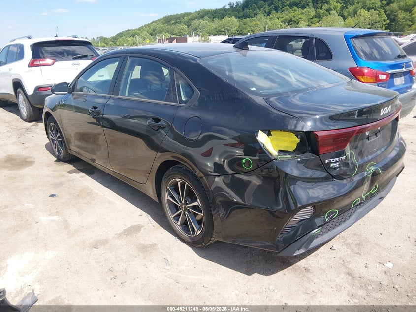 Vin: 3kpf24ad8pe552313, lot: 45708989, kia forte lxs 20233