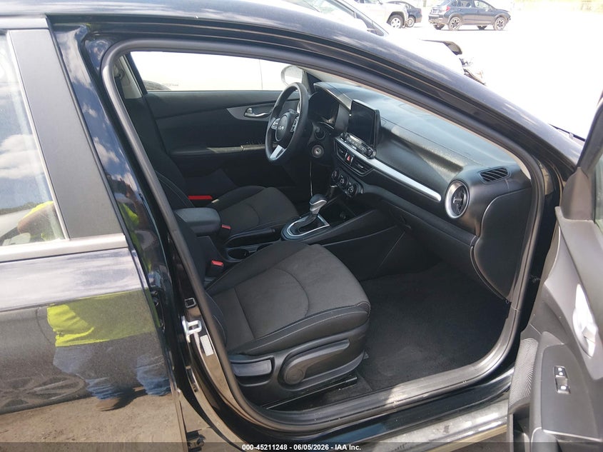 2023 KIA FORTE 2.0L I-4 DOHC, VVT, (VIN: 3KPF24AD8PE552313
