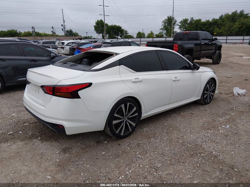 2021 NISSAN ALTIMA auction photo 4