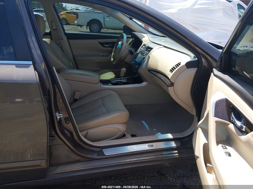 2014 NISSAN ALTIMA auction photo 5