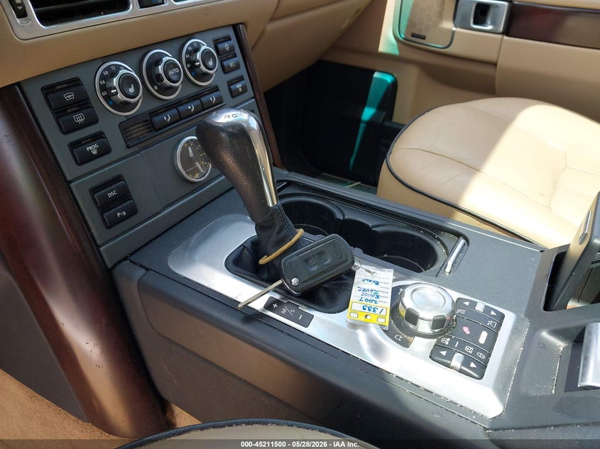 2008 Land Rover Range Rover Hse VIN: SALME154X8A263907 Lot: 45211500