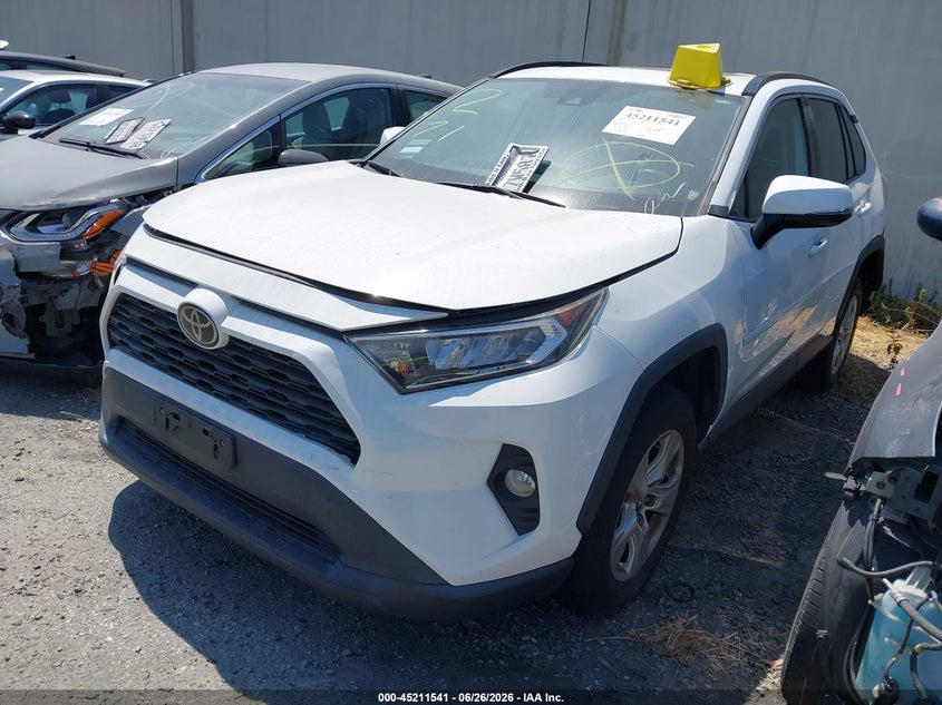2019 Toyota Rav4 Xle 2T3W1RFV4KW047738 photo 1