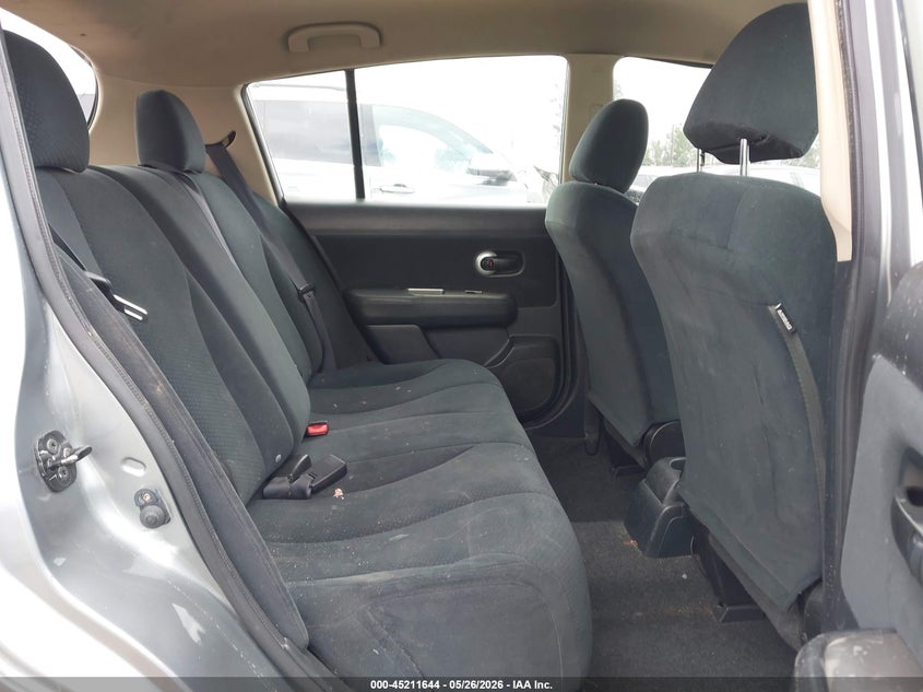 2011 Nissan Versa 1.8 1.8S silver Lot 111045211644 Vin 3N1BC1CP5BL484805