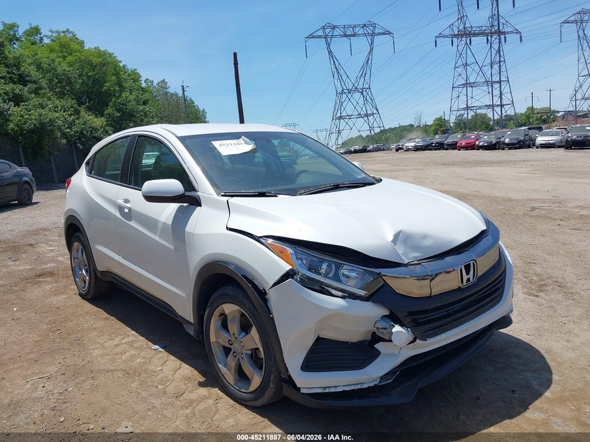 Vin: 3czru6h31mm746449, lot: 45709628, honda hr-v awd lx 2021 img_1