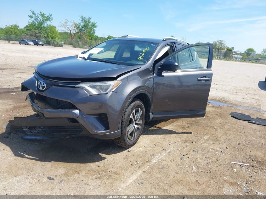 JTMZFREV0GJ089913 2016 TOYOTA RAV4 LE photo 1