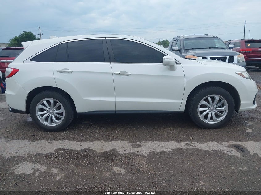 2018 Acura Rdx Technology Package/W/Technology/Acurawatch Plus Pkg VIN: 5J8TB3H53JL010256 Lot: 45211962