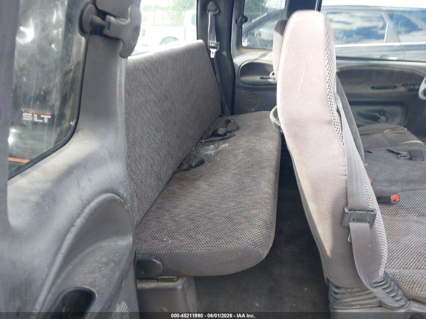 1999 Dodge Ram 1500 St VIN: 1B7HC13Z8XJ615135 Lot: 45211990