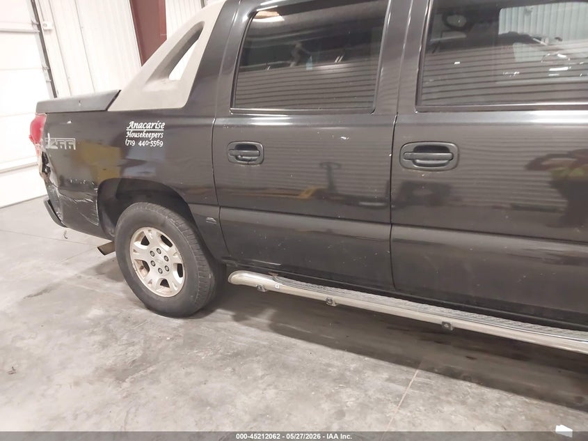 2004 Chevrolet Avalanche 1500 VIN: 3GNEC12T94G266975 Lot: 45212062