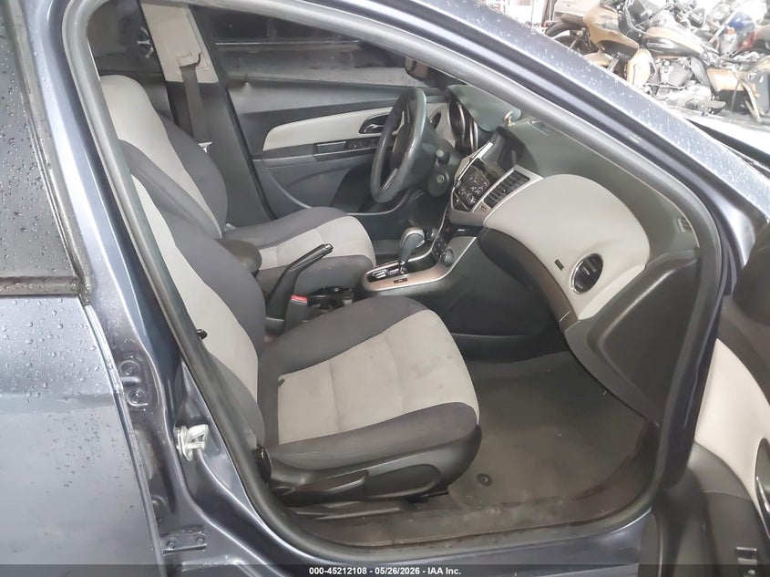 2014 CHEVROLET CRUZE auction photo 5