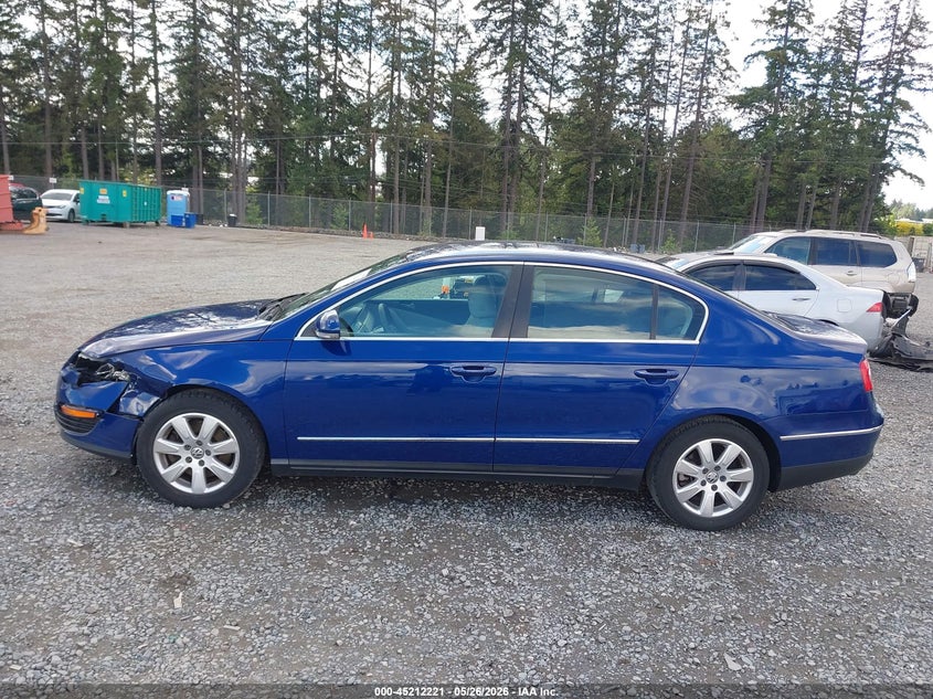 2008 Volkswagen Passat Turbo VIN: WVWJK73CX8P089981 Lot: 45212221