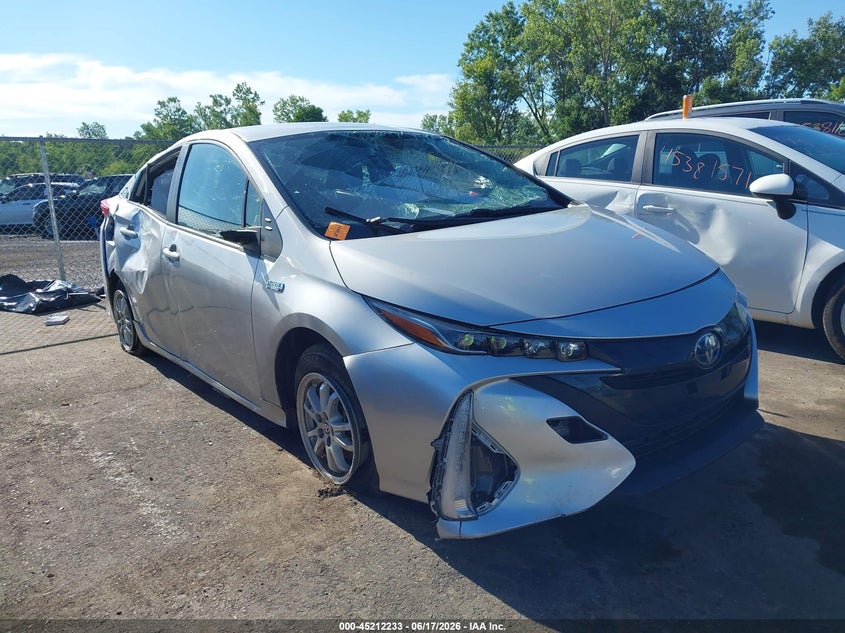 2022 TOYOTA PRIUS PRIME LE