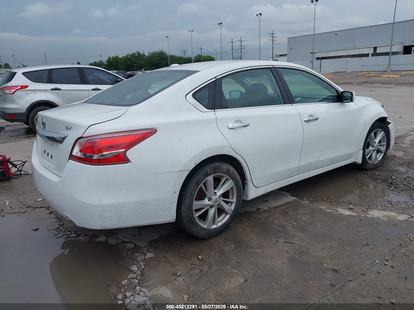 2015 NISSAN ALTIMA auction photo 4