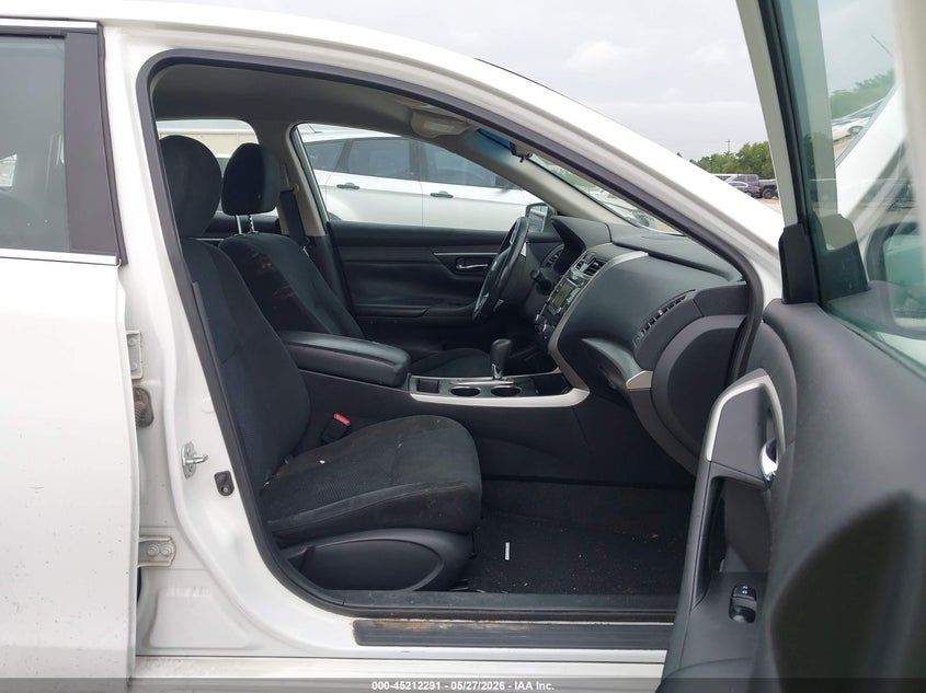 2015 NISSAN ALTIMA auction photo 5